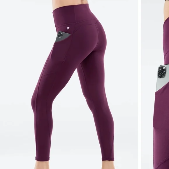 NWT Fabletics Oasis PureLuxe High-Waisted 7/8 Legging - Picture 2 of 10